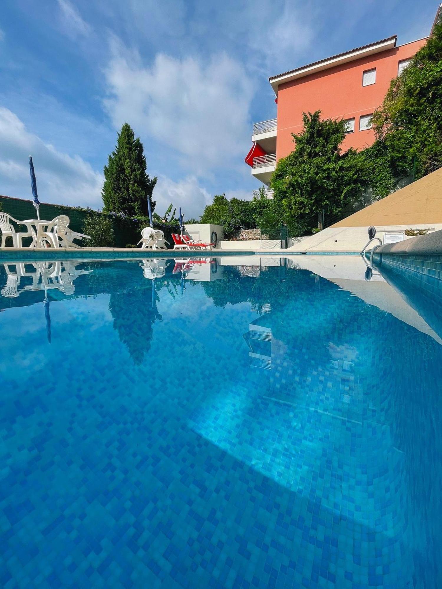 Mansfield Vue Carte Postale Terrasse Piscine Calme Port A 200M A Pied Apartment Menton Exterior photo